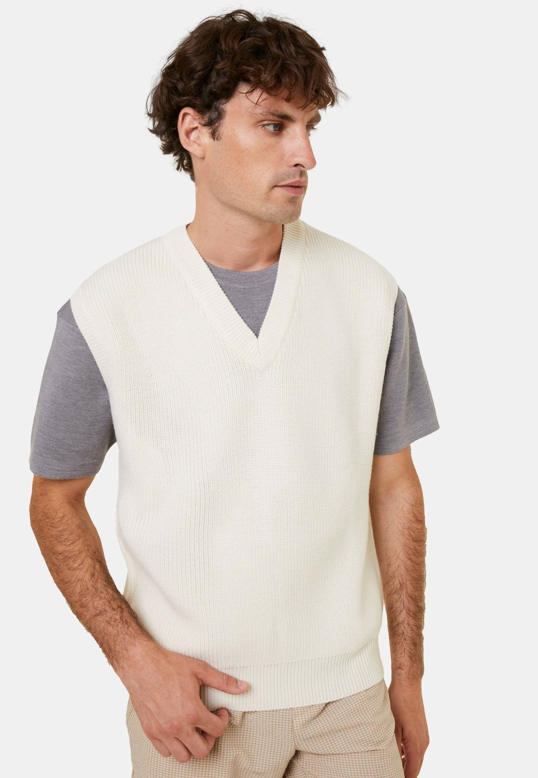 Homme Montagut  | Pull Col V Sans Manches En Laine Merinos - Felipe